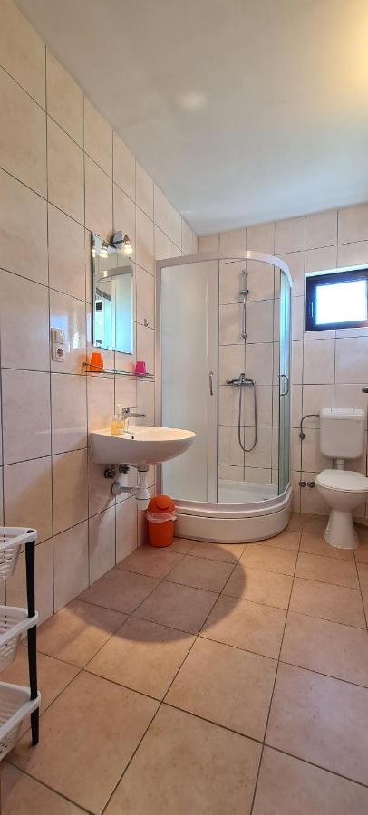 And Meri Apartman